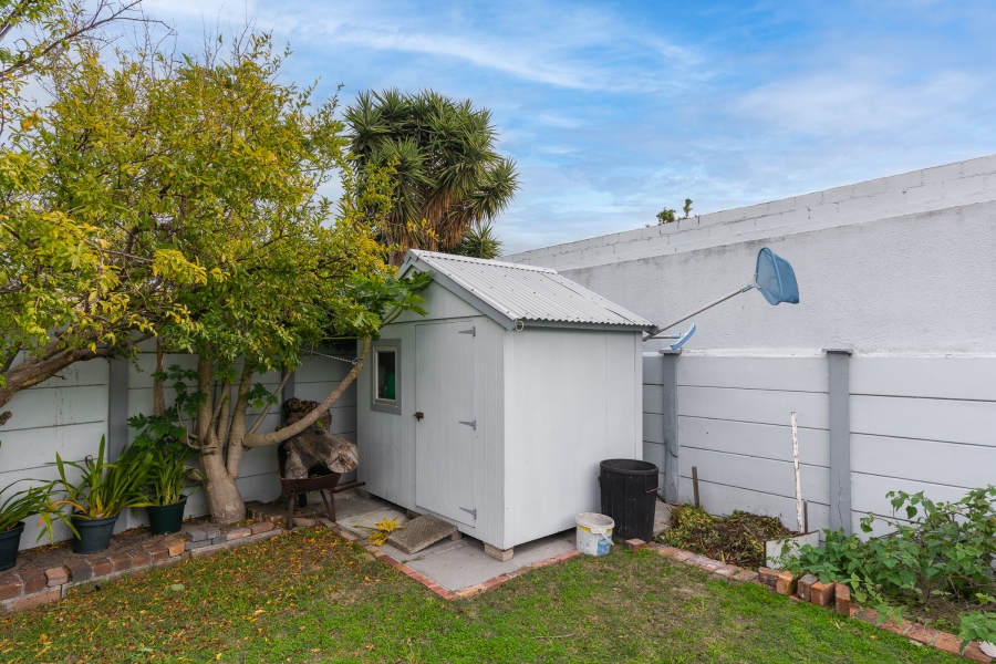4 Bedroom Property for Sale in Edgemead Western Cape